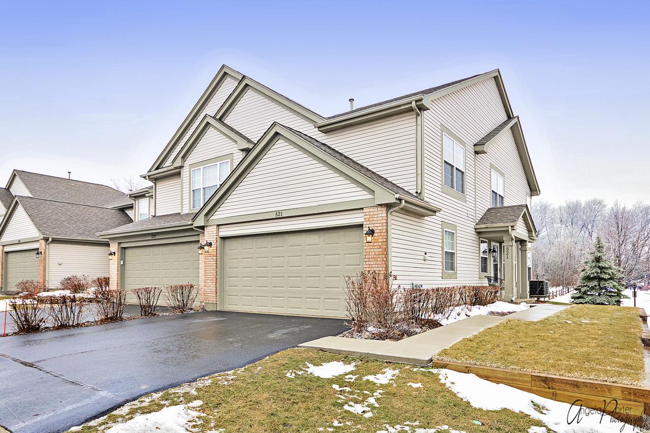521 Willow Way, Lindenhurst, IL 60046