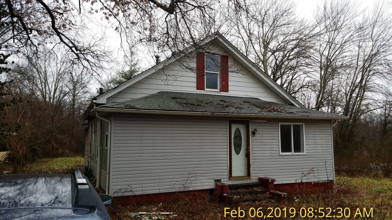805 S Taylor St., Benton, IL 62812