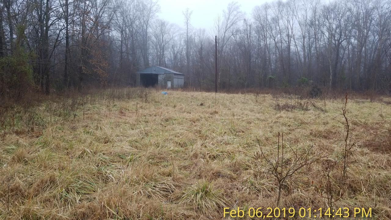 17107 Route 37, Johnston City, IL 62951