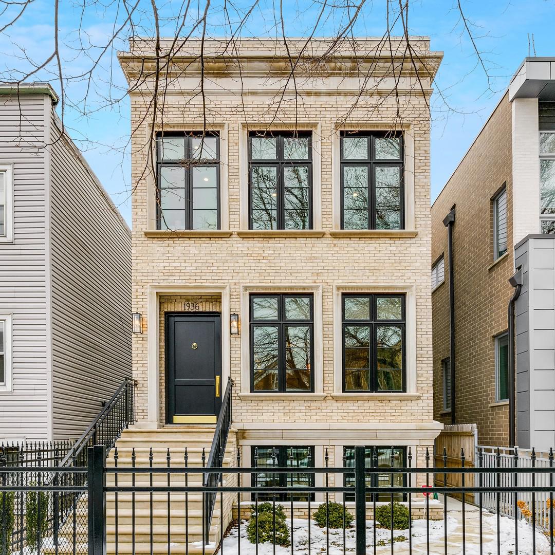 1936 W Erie St., Chicago, IL 60622