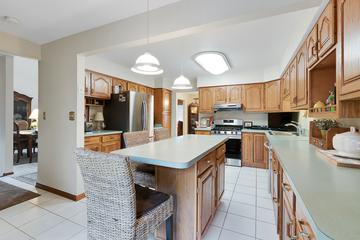 7 Commons Dr., Palos Park, IL 60464