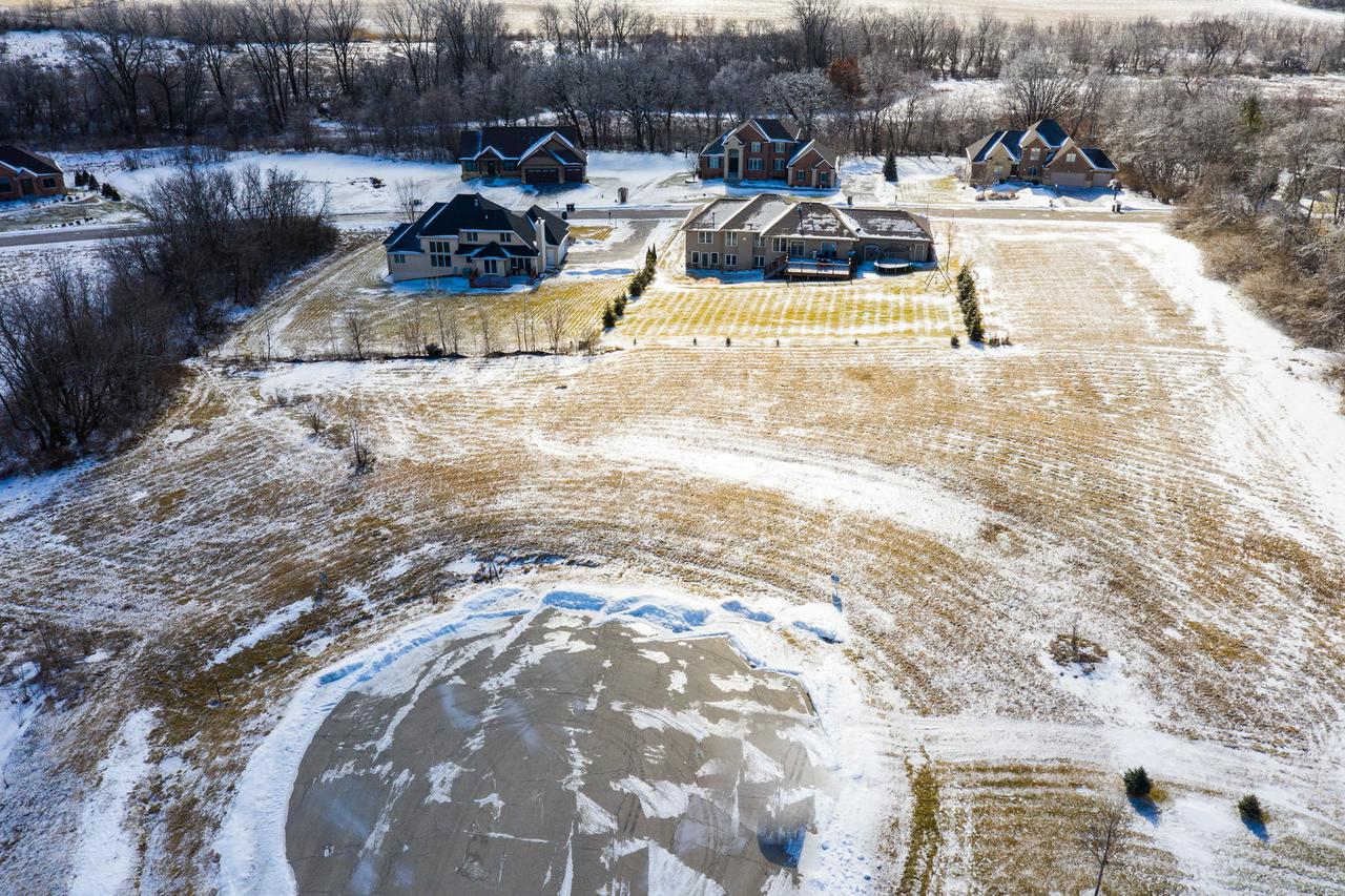 13114 Hidden Creek Ln., Roscoe, IL 61073