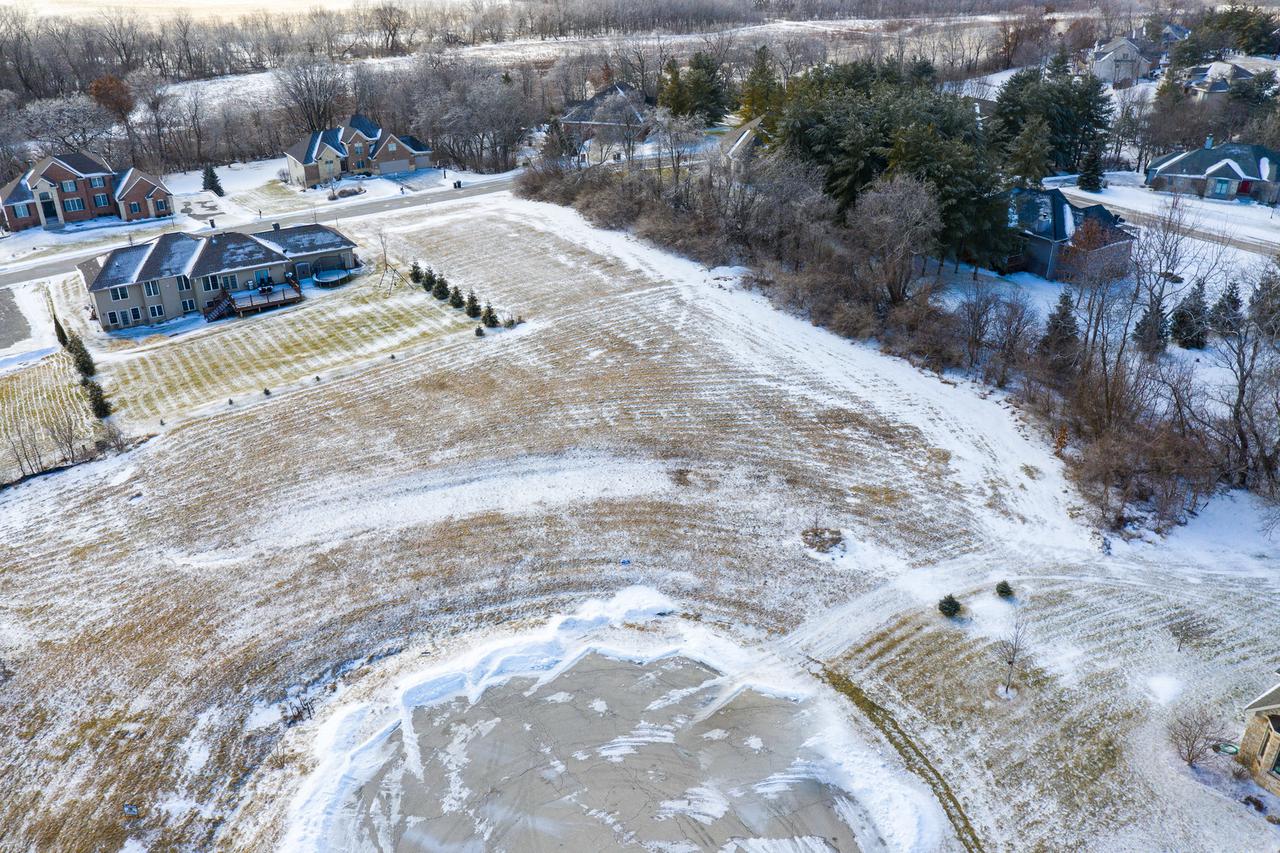 13120 Hidden Creek Ln., Roscoe, IL 61073