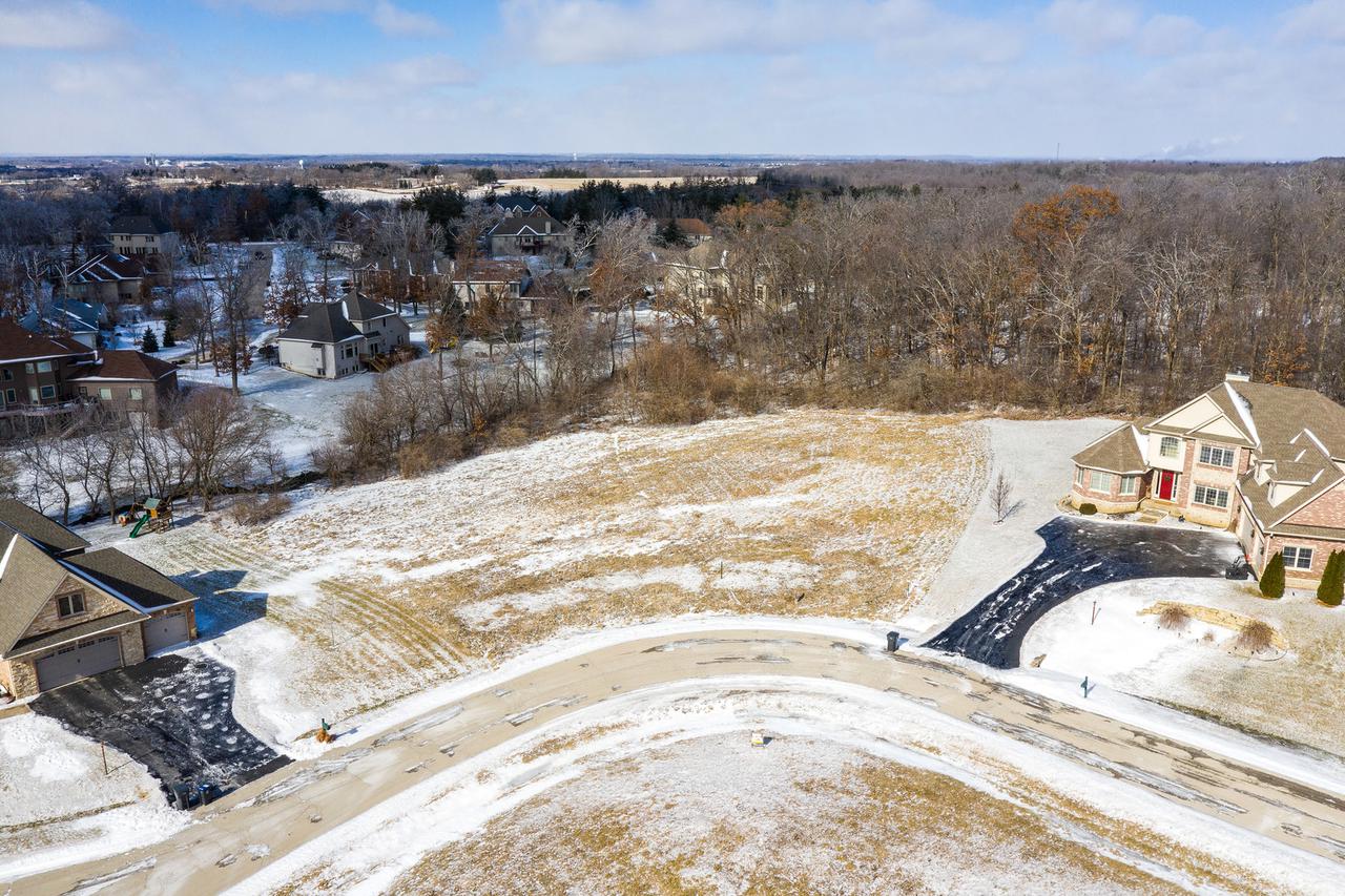 13156 Hidden Creek Ln., Roscoe, IL 61073