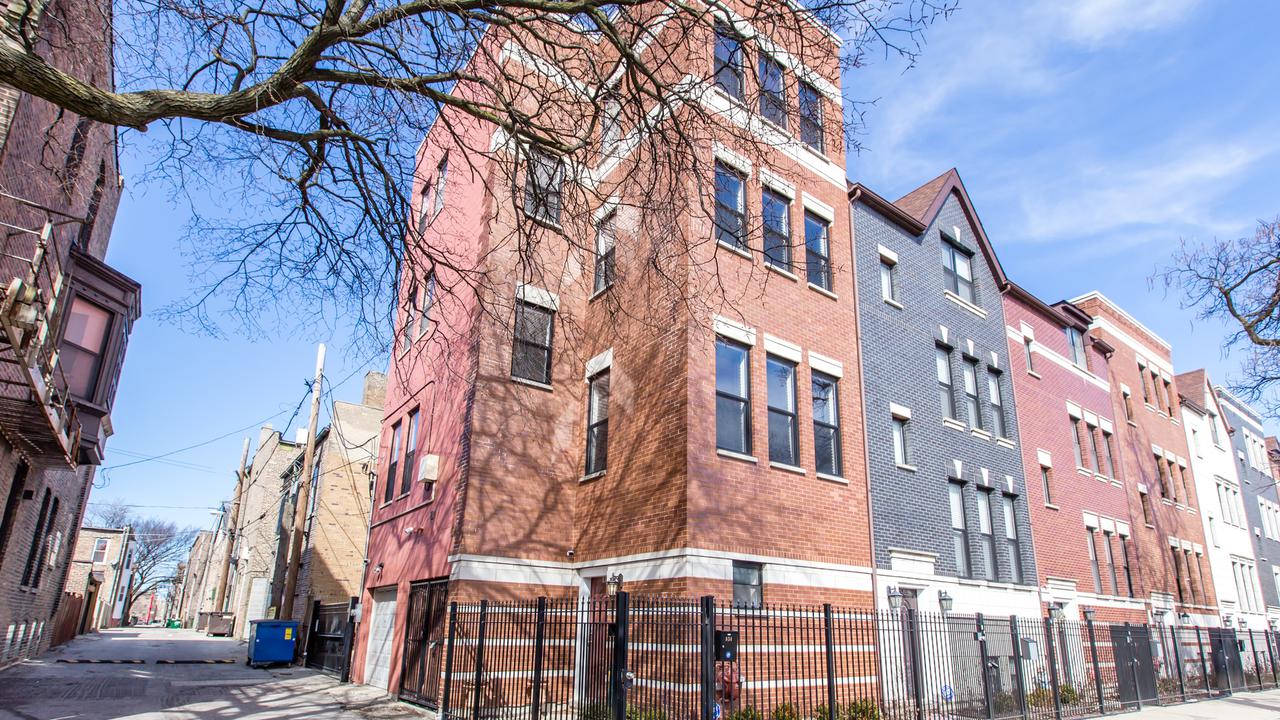834 E 48th St., Chicago, IL 60615