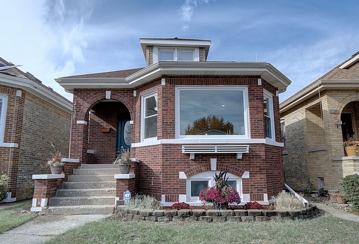 2138 N 75th Ave., Elmwood Park, IL 60707