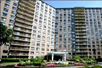 7061 N Kedzie Ave. #1413, Chicago, IL 60645