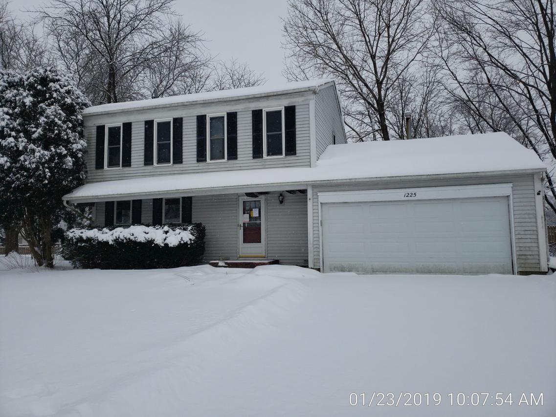 1225 Old Mill Ln., Algonquin, IL 60102