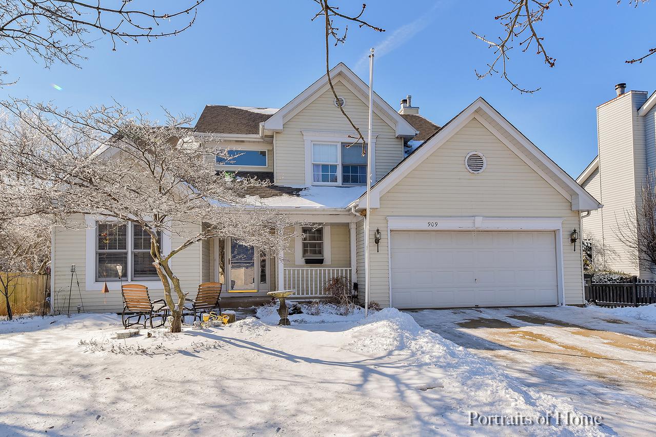 909 Elm St., Naperville, IL 60540