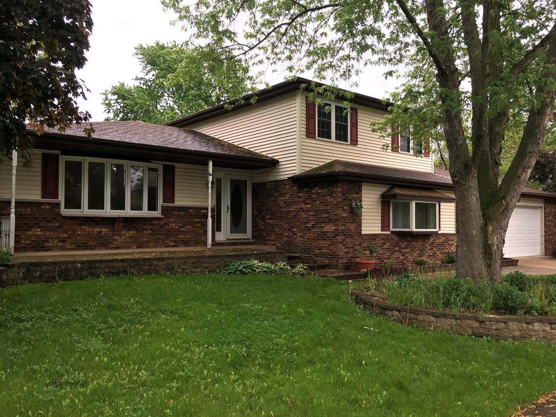 738 Barber Ln., Joliet, IL 60435