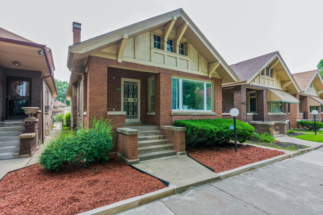 7645 S Cornell Ave., Chicago, IL 60649