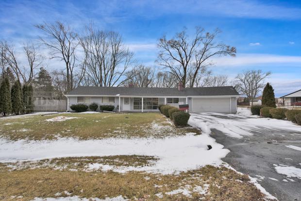4725 181st St., Country Club Hills, IL 60478