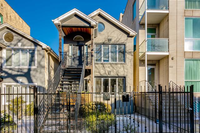 835 N Marshfield Ave., Chicago, IL 60622