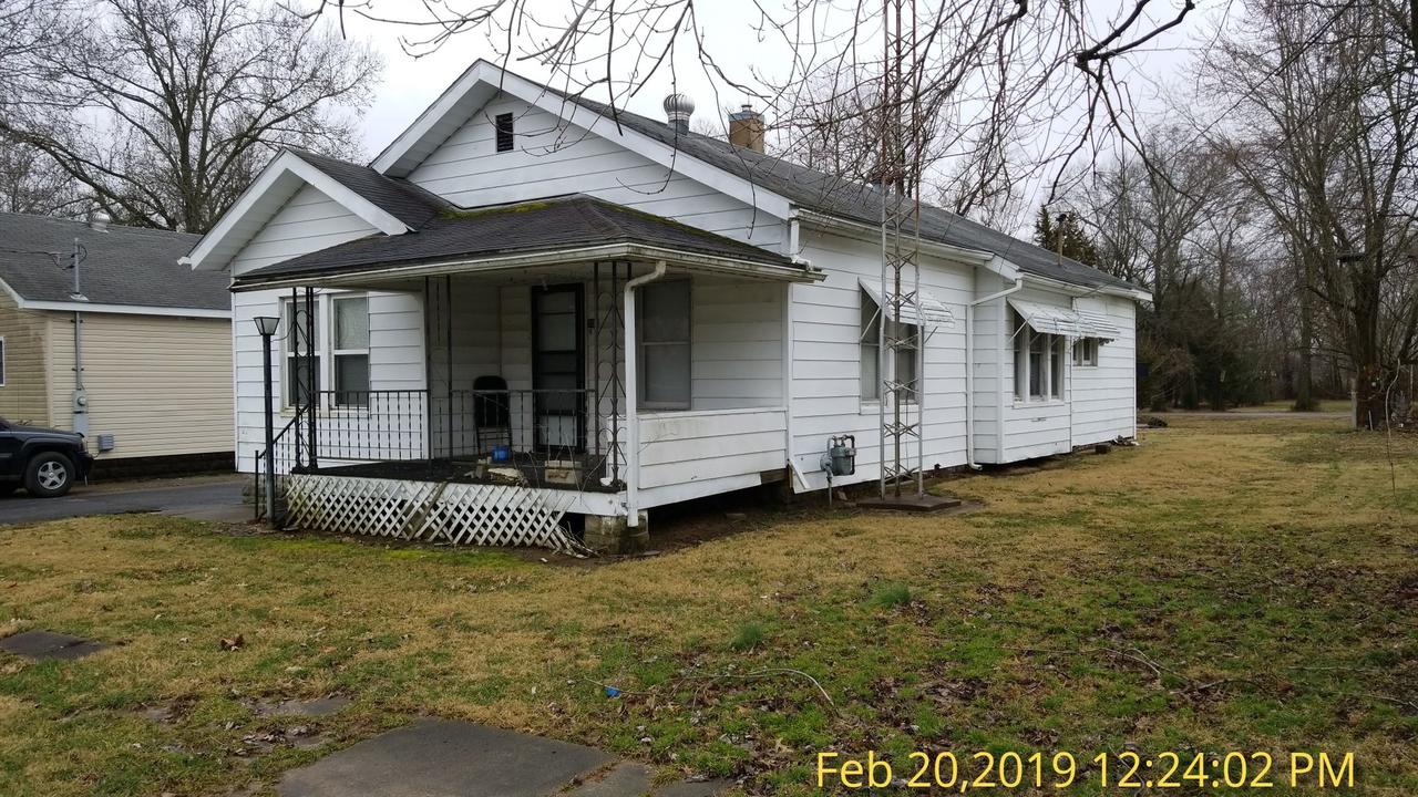 506 Grant Ave., Dowell, IL 62927