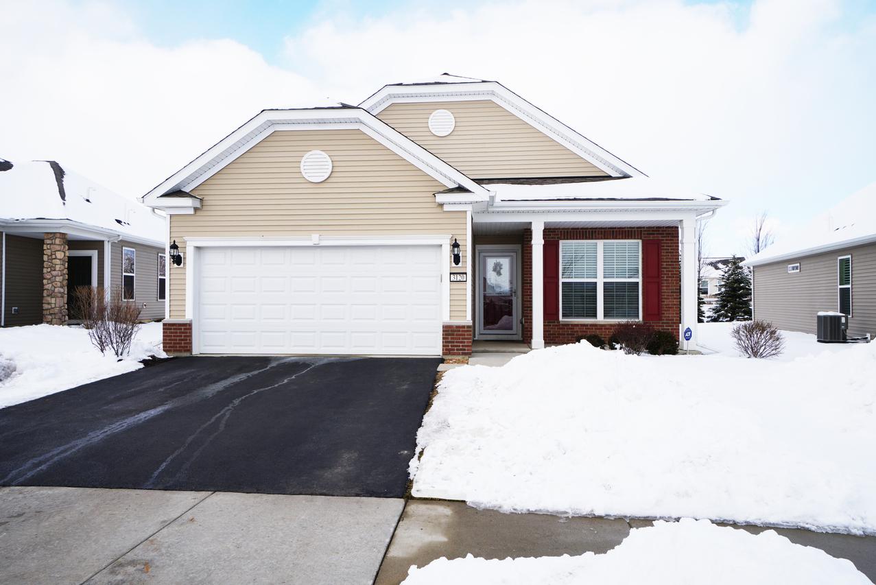 3120 Marshall Ln., Mundelein, IL 60060
