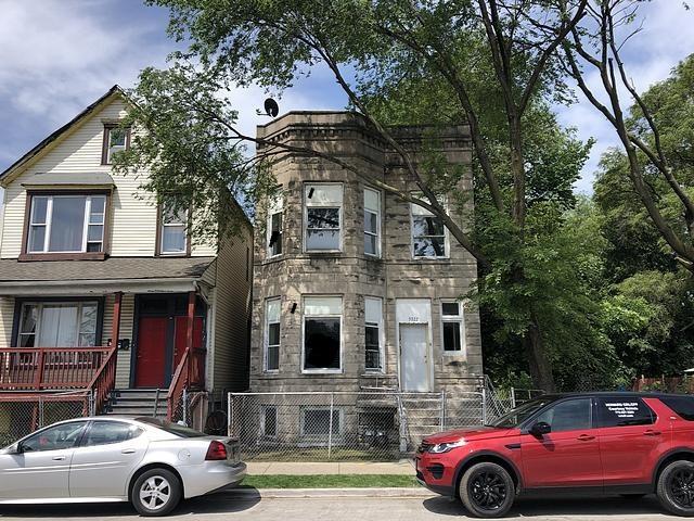 5722 S Racine Ave., Chicago, IL 60636