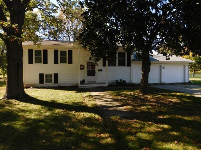 604 N Stanley Dr., Fairbury, IL 61739