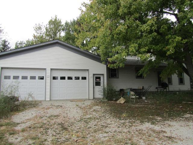 29522 E 1700 Rd., Saunemin, IL 61769