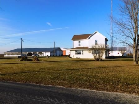 1724 E 2700 Rd., Piper City, IL 60959