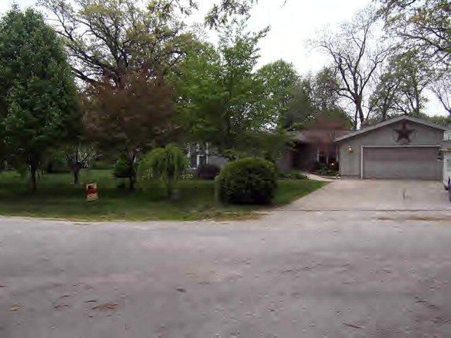 125 Parkview Dr., Forrest, IL 61741