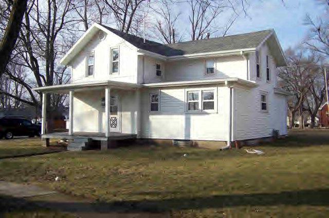 100 E Columbus, Sibley, IL 61773