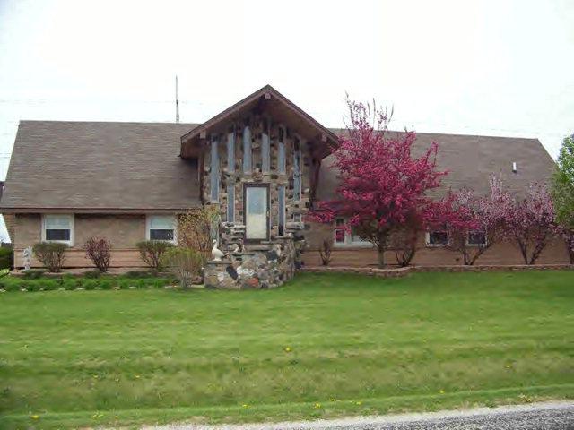 25284 E 825 Rd., Forrest, IL 61741
