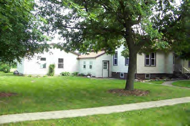 109 Ebersol, Strawn, IL 61775