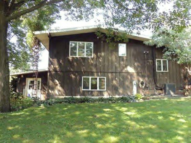 26072 N 400 Rd., Long Point, IL 61333