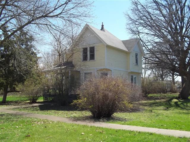 418 E Vermillion St., Odell, IL 60460