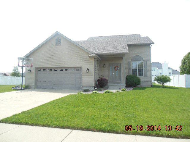 611 Cimmeron, Pontiac, IL 61764