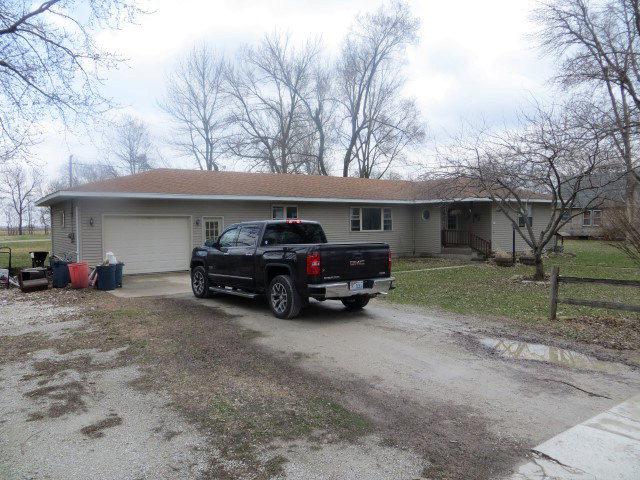 311 S 6th St., Cornell, IL 61319