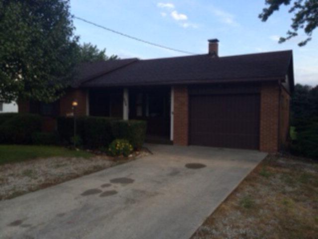304 E Lincoln, Flanagan, IL 61740