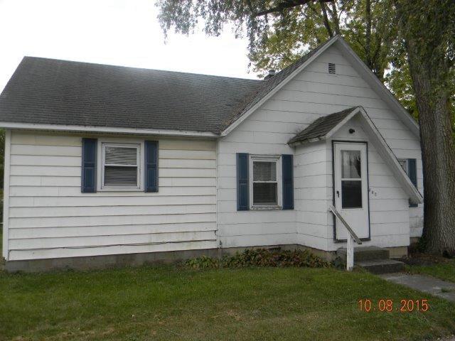 609 E Main St., Cornell, IL 61319