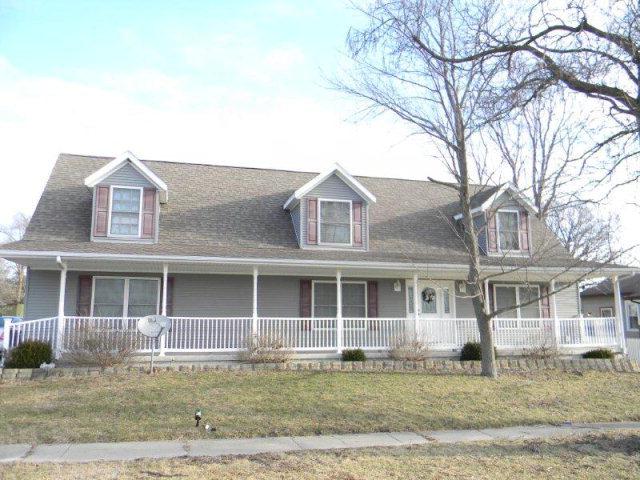 415 E Hamilton, Odell, IL 60460