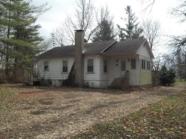 19 Lafayette St., Saunemin, IL 61769