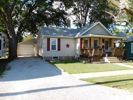 602 W Locust St., Fairbury, IL 61739