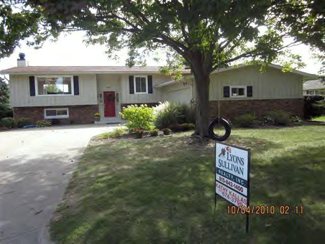 1806 Derron Dr., Pontiac, IL 61764