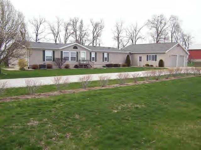 1344 E 1800 Rd., Roberts, IL 60962