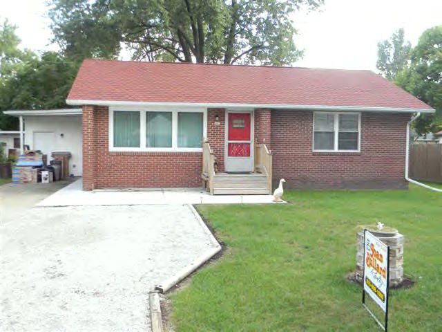 607 W Bradley, Cornell, IL 61319
