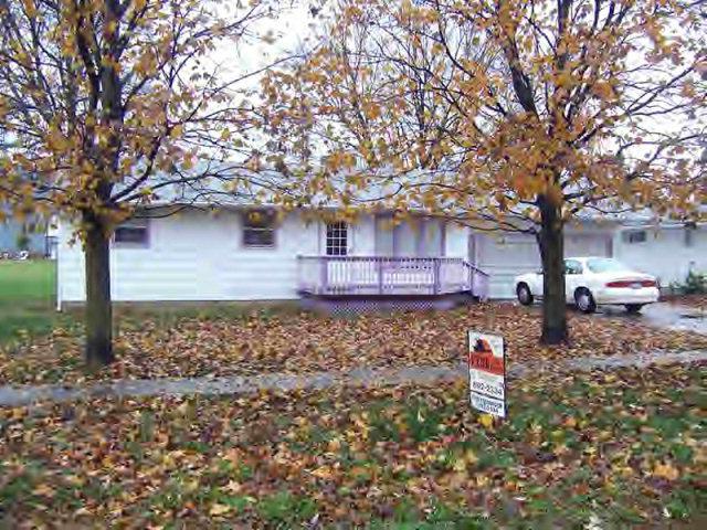 211 W Market, Piper City, IL 60959