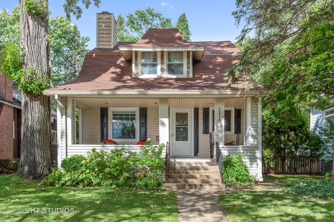 1318 Forest Ave., Wilmette, IL 60091