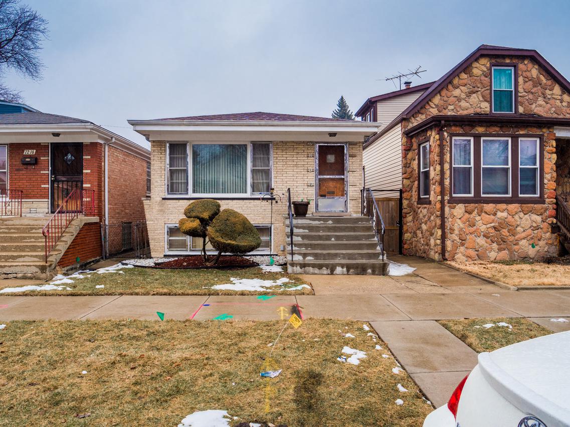 7212 S Campbell Ave., Chicago, IL 60629