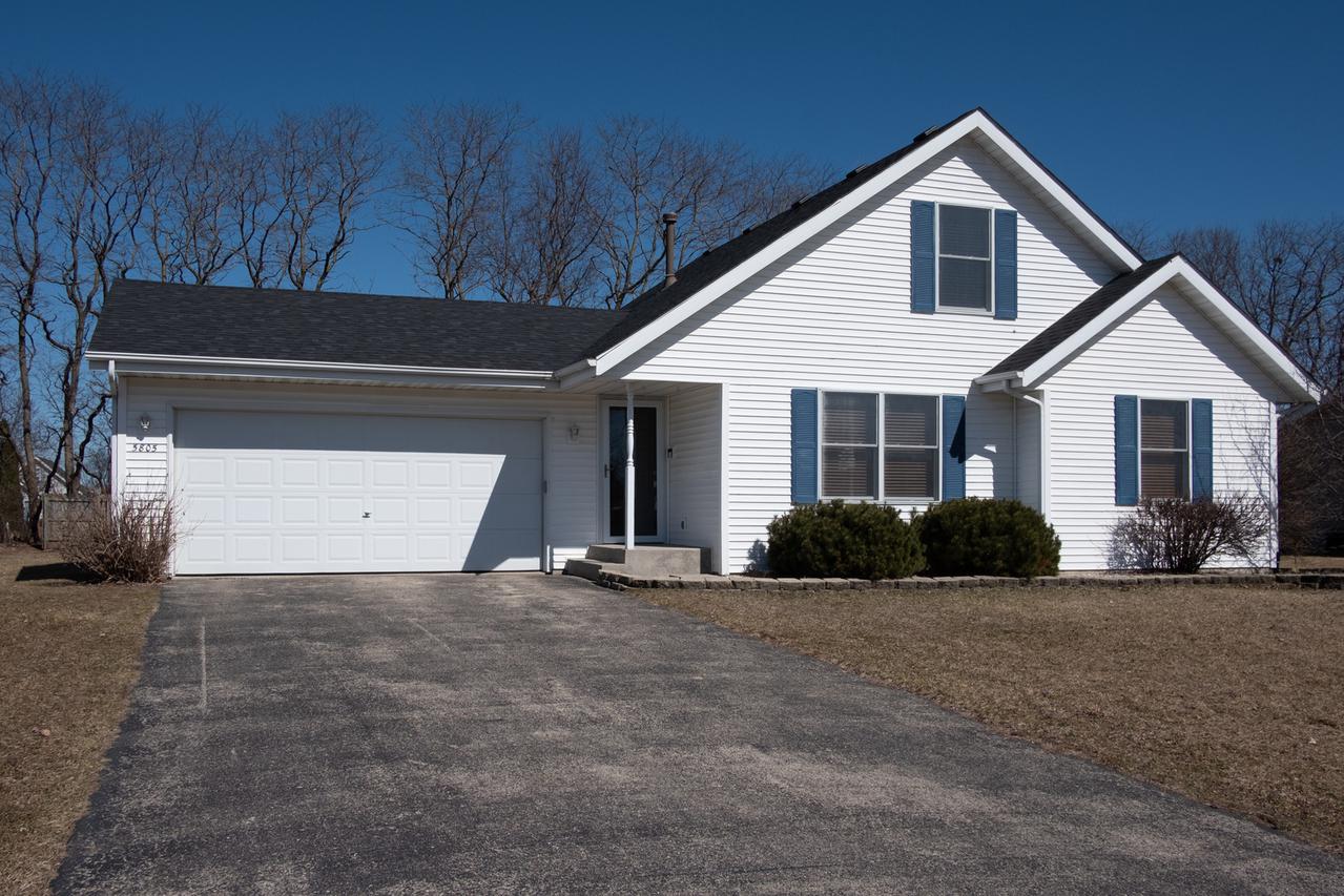 5805 Pierce Ln., South Beloit, IL 61080