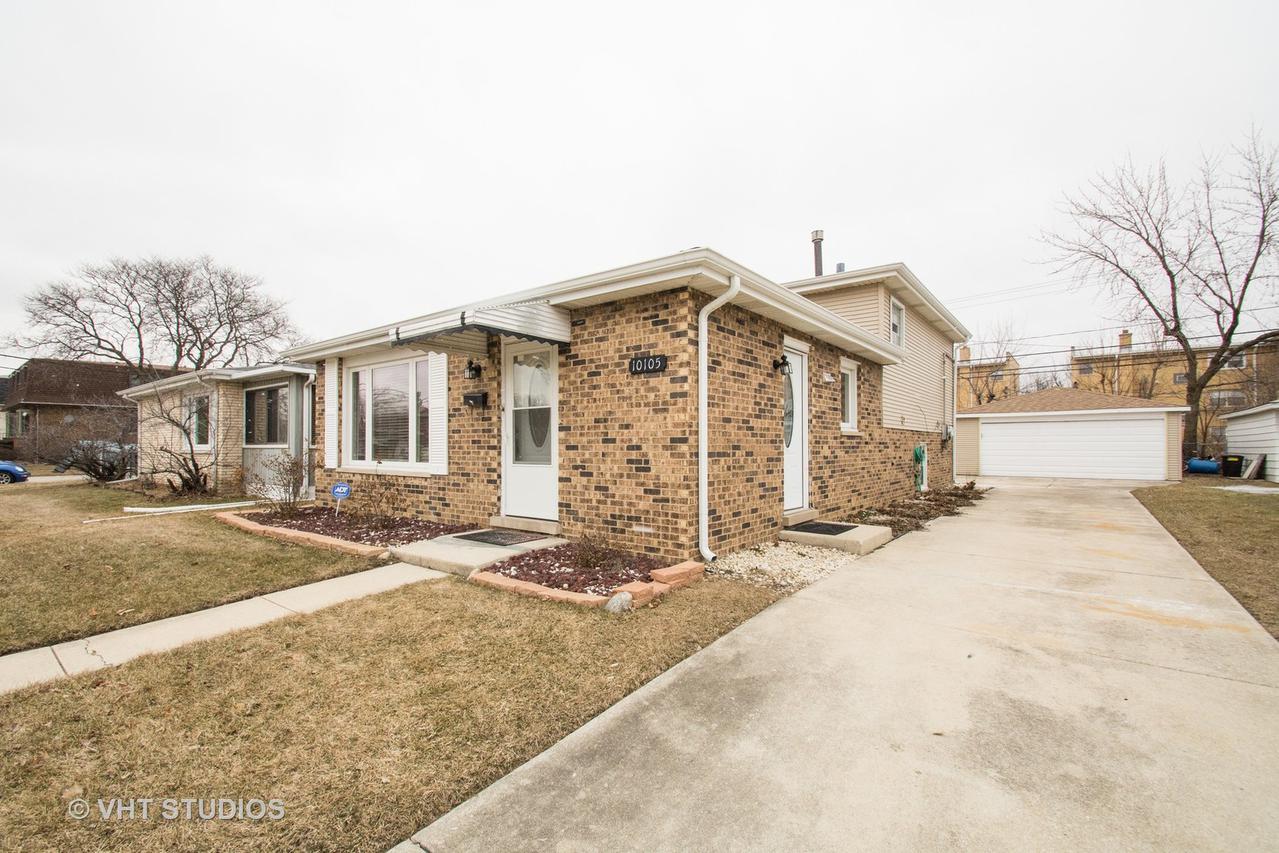 10105 S Komensky Ave., Oak Lawn, IL 60453