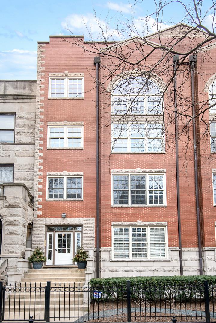 2715 N Pine Grove Ave. #2, Chicago, IL 60614