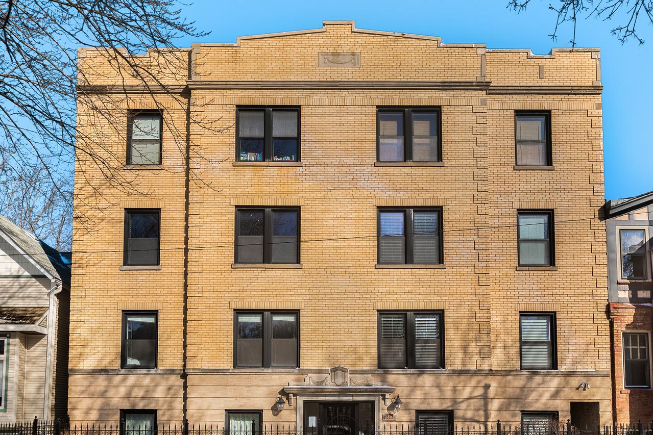 1744 W Henderson St. #1, Chicago, IL 60657