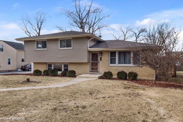 8916 Palisades Rd., Burr Ridge, IL 60527