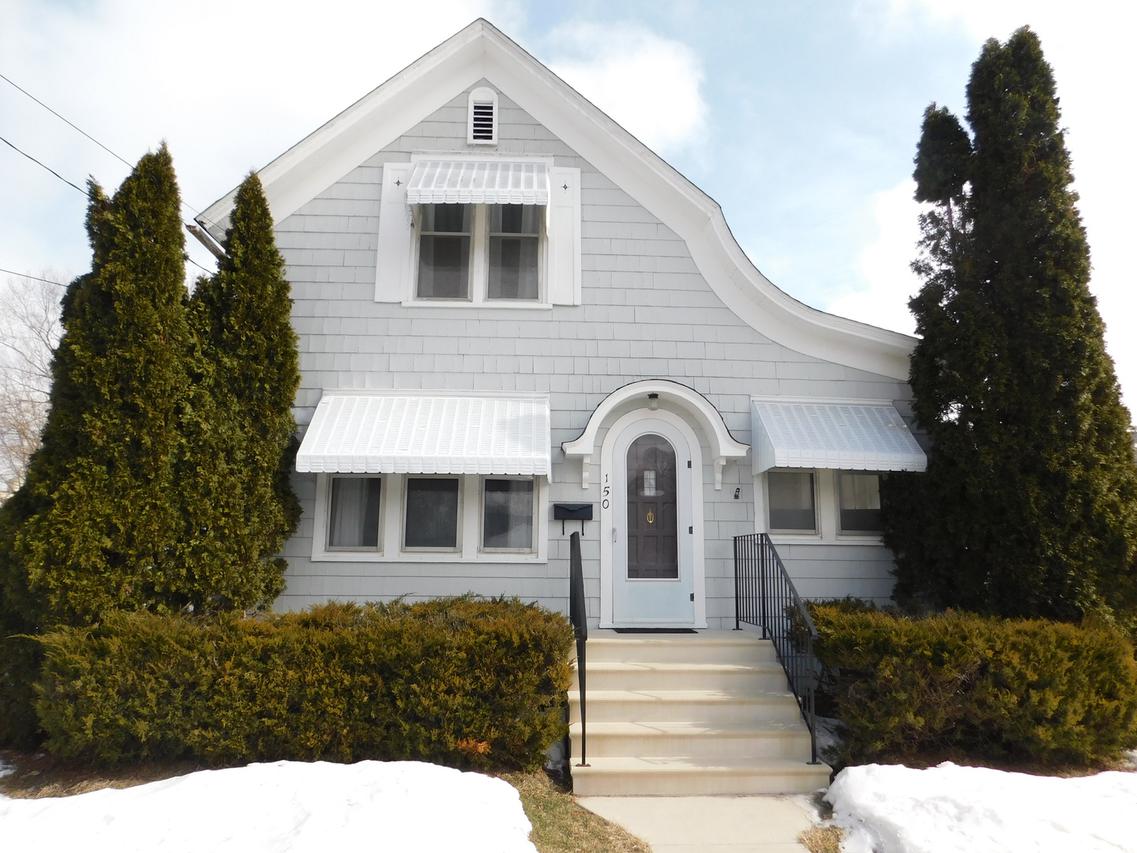 150 N Cross St., Sycamore, IL 60178