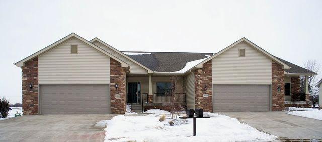 15526 White Oak Dr., South Beloit, IL 61080