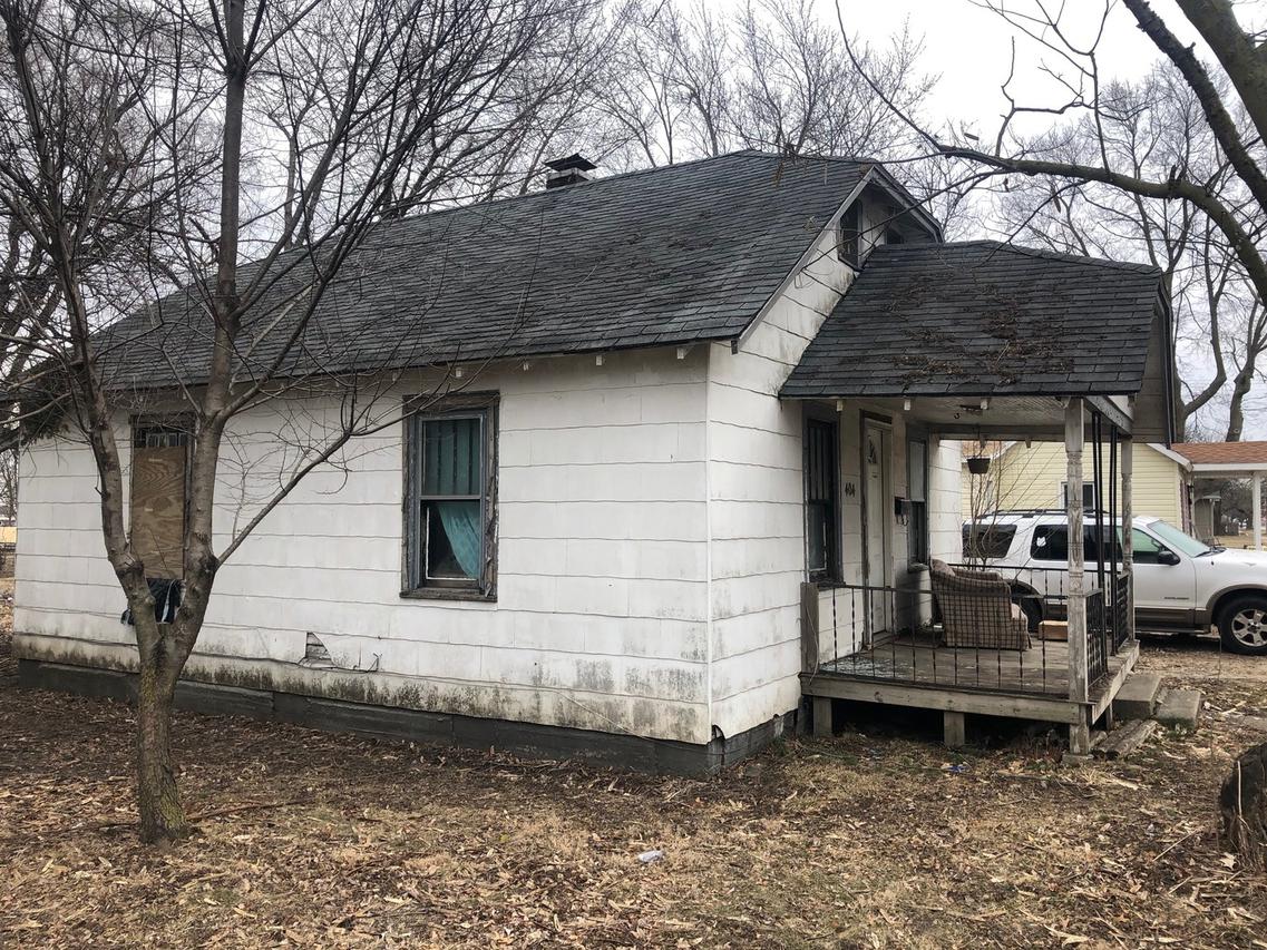 404 Dewitt Ave., Mattoon, IL 61938
